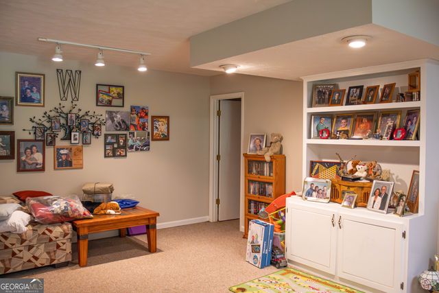 179 Country Walk, Cleveland, GA 30528