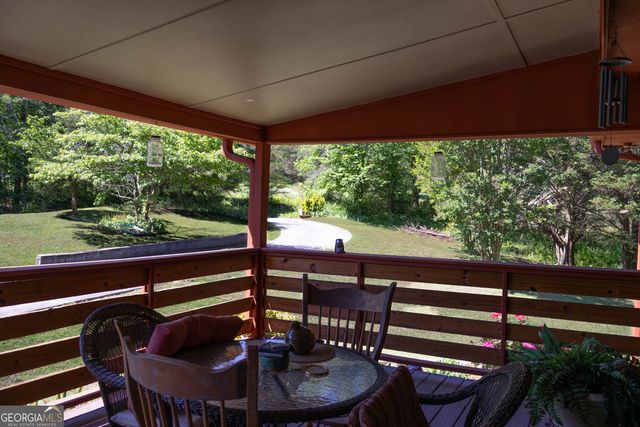 179 Country Walk, Cleveland, GA 30528
