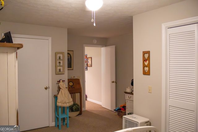 179 Country Walk, Cleveland, GA 30528