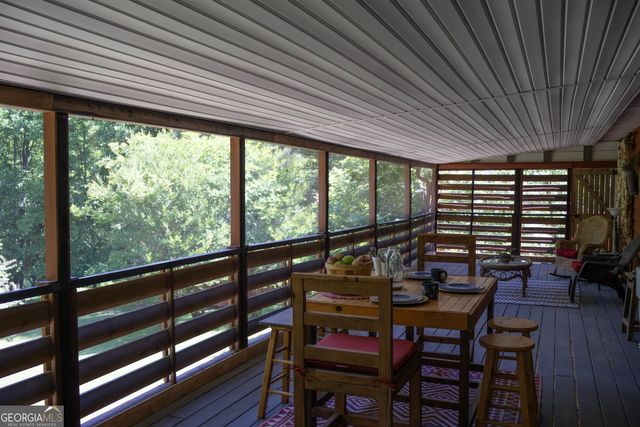 179 Country Walk, Cleveland, GA 30528
