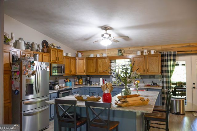 179 Country Walk, Cleveland, GA 30528