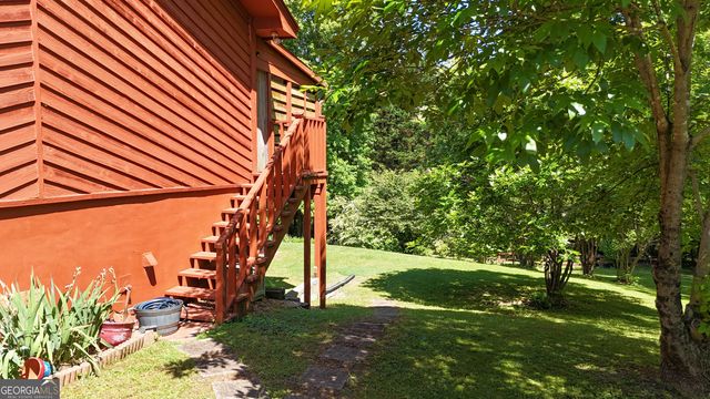 179 Country Walk, Cleveland, GA 30528