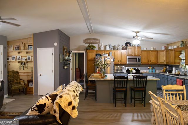 179 Country Walk, Cleveland, GA 30528