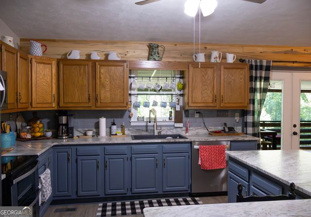179 Country Walk, Cleveland, GA 30528