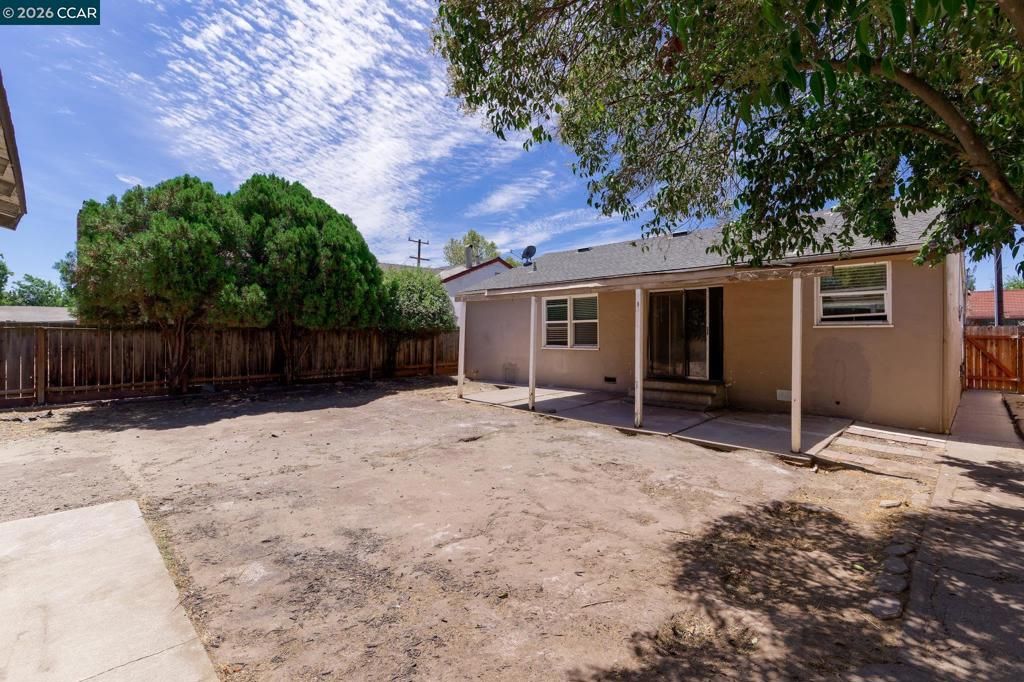 Image 16 of property listing at 206 William Reed Dr, Antioch, CA 94509