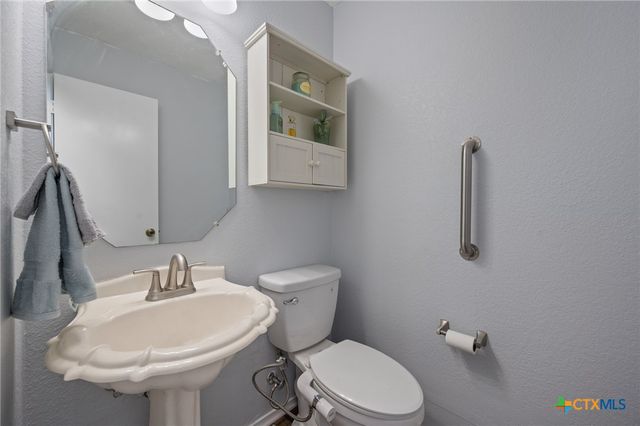 13812 Lothian Drive, Pflugerville, TX 78660