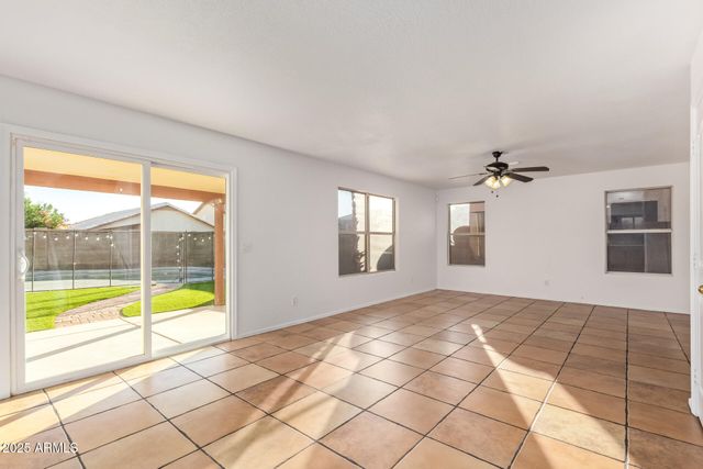 12547 W EDGEMONT Avenue, Avondale, AZ 85392