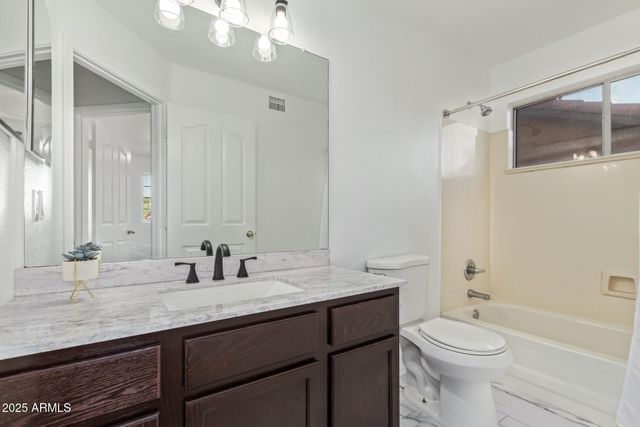 12547 W EDGEMONT Avenue, Avondale, AZ 85392