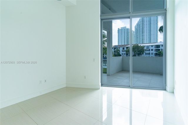 3250 NE 188th Street 101, Aventura, FL 33180