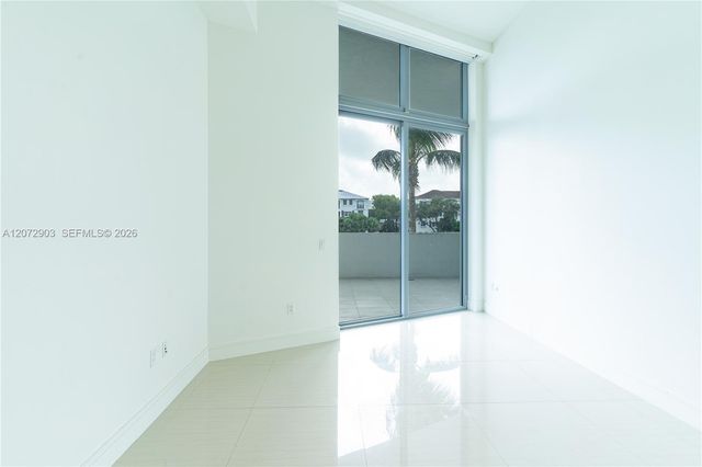 3250 NE 188th Street 101, Aventura, FL 33180