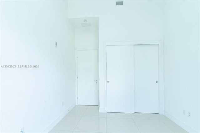 3250 NE 188th Street 101, Aventura, FL 33180