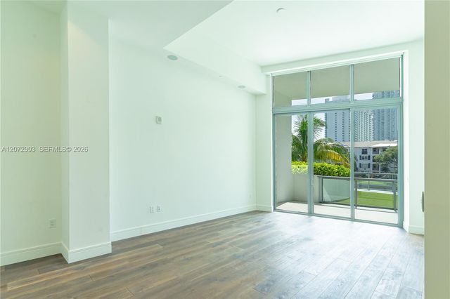 3250 NE 188th Street 101, Aventura, FL 33180