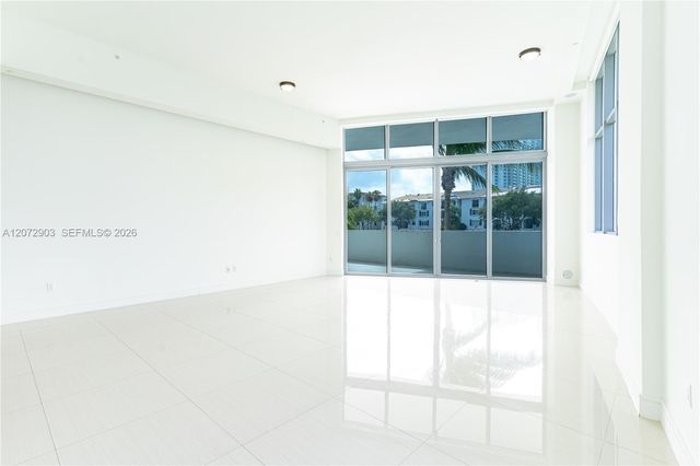 3250 NE 188th Street 101, Aventura, FL 33180