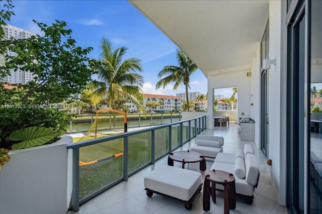 3250 NE 188th Street 101, Aventura, FL 33180