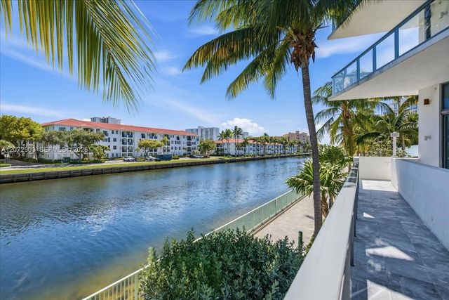 3250 NE 188th Street 101, Aventura, FL 33180