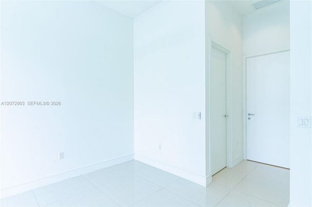 3250 NE 188th Street 101, Aventura, FL 33180