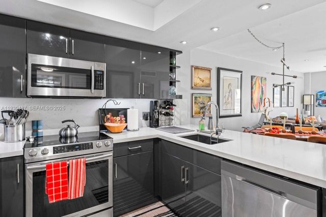 1450 Lincoln Rd 307, Miami Beach, FL 33139