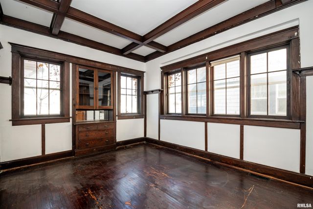 1713 W BARKER Avenue, Peoria, IL 61606