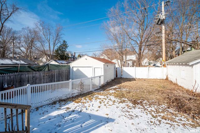 1713 W BARKER Avenue, Peoria, IL 61606