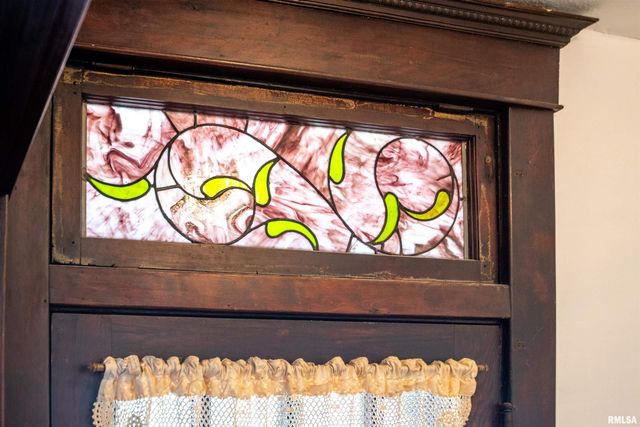 1713 W BARKER Avenue, Peoria, IL 61606