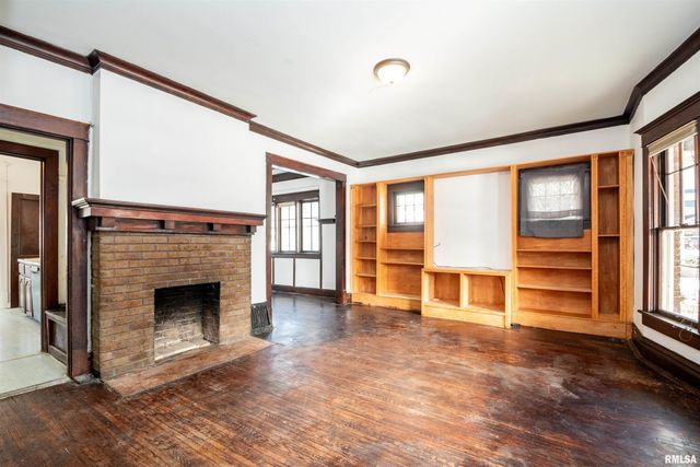 1713 W BARKER Avenue, Peoria, IL 61606