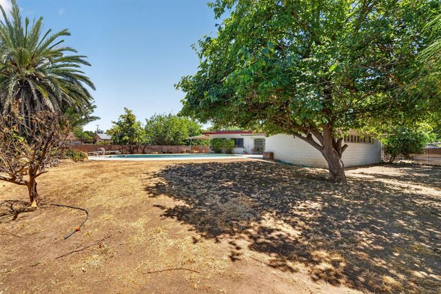 4535 E Fairmont Avenue, Fresno, CA 93276