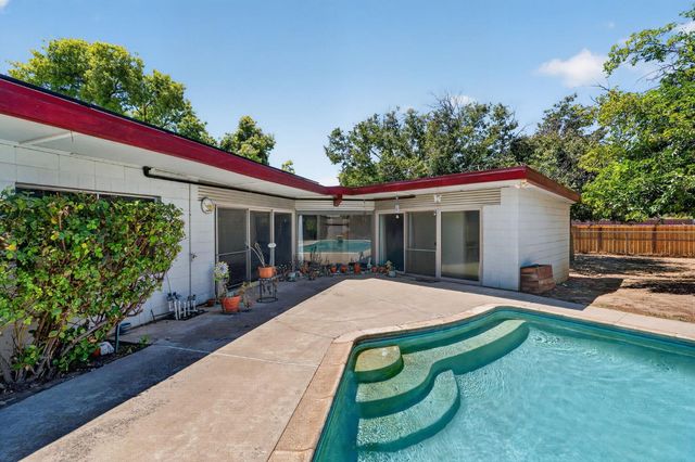 4535 E Fairmont Avenue, Fresno, CA 93276