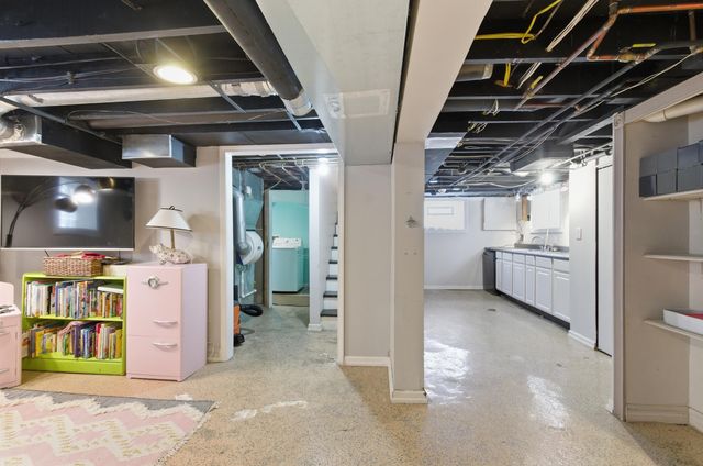 2319 Edgewood Boulevard, Berkley, MI 48072