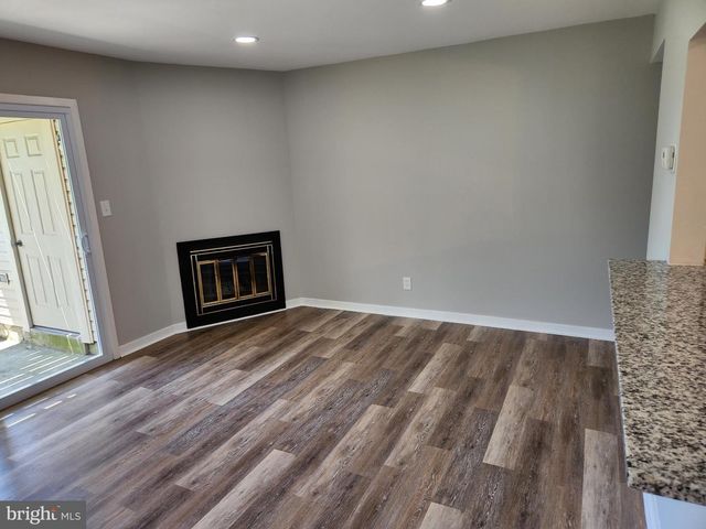 96 SANDRA RD, Voorhees, NJ 08043