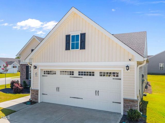 82 Coble Farms Place, Fuquay Varina, NC 27526