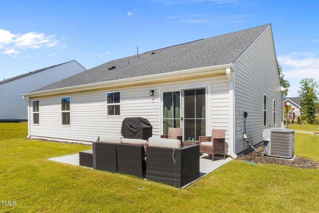 82 Coble Farms Place, Fuquay Varina, NC 27526