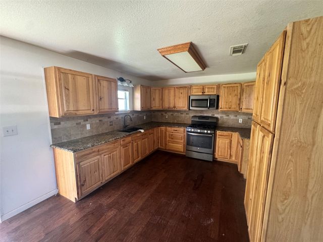 6909 Forbess Drive, Brownwood, TX 76801