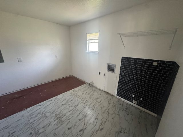 6909 Forbess Drive, Brownwood, TX 76801