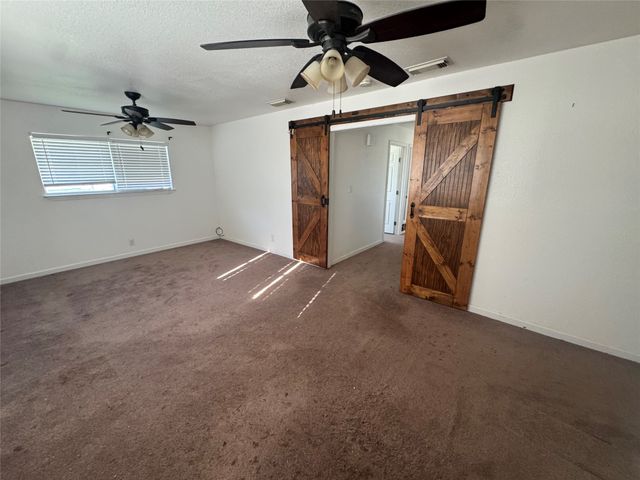 6909 Forbess Drive, Brownwood, TX 76801