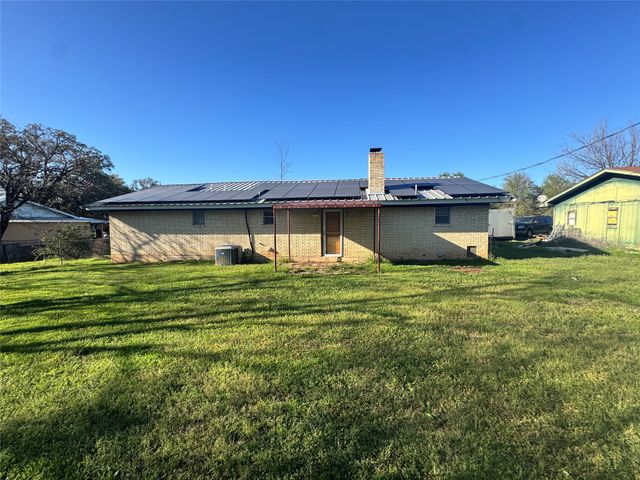 6909 Forbess Drive, Brownwood, TX 76801