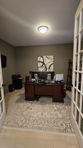 11200 SHELBY POST DR, Collierville, TN 38017