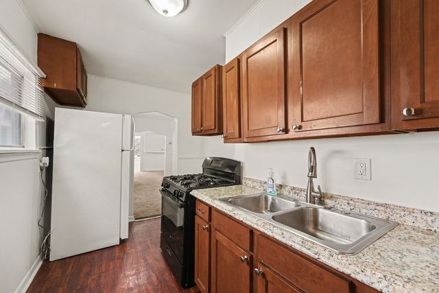 17179 Detroit Street, Detroit, MI 48224