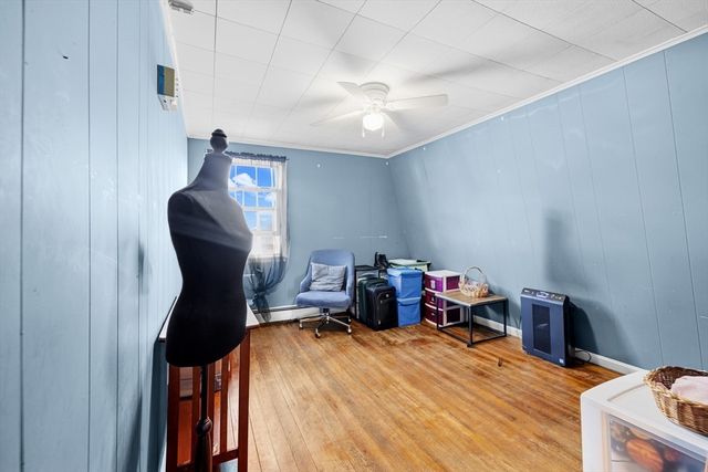 67 Hope St, Acushnet, MA 02743