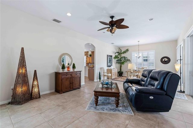 7915 EDMONSTON CIRCLE, Bradenton, FL 34201