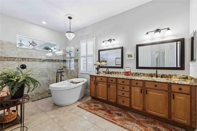 7915 EDMONSTON CIRCLE, Bradenton, FL 34201