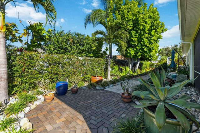 7915 EDMONSTON CIRCLE, Bradenton, FL 34201