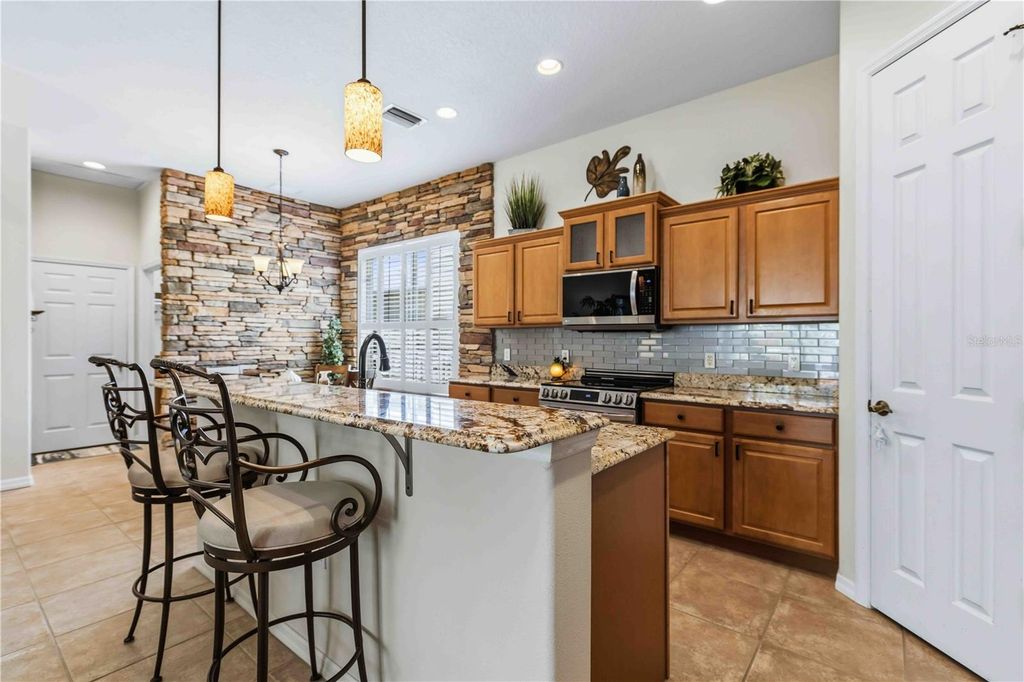 7915 EDMONSTON CIRCLE