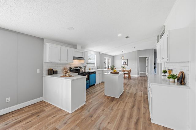 20023 NW County Road 3320, Frost, TX 76641