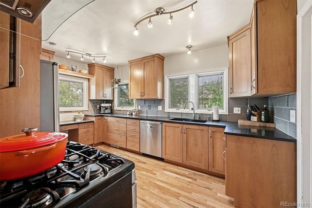 5075 W Moncrieff Place, Denver, CO 80212