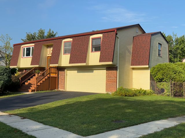 4480 Thornbark Drive, Hoffman Estates, IL 60192