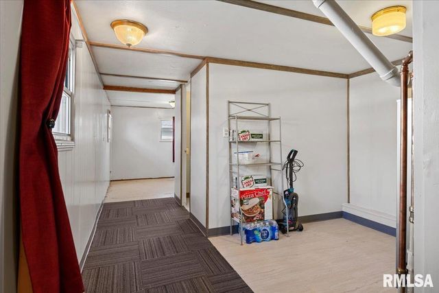 406 S BENTON Street, New Berlin, IL 62670