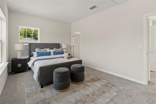 805 S LOCUST AVENUE, Sanford, FL 32771