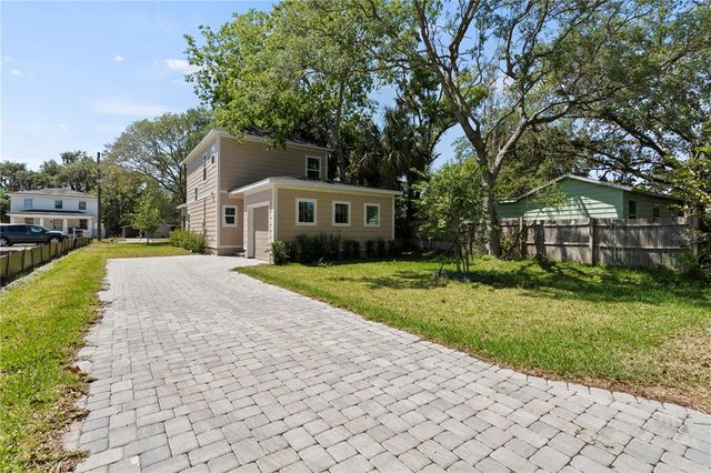 805 S LOCUST AVENUE, Sanford, FL 32771