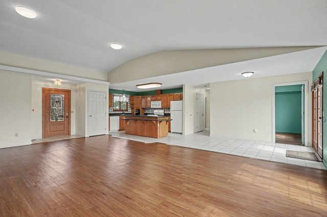 5351 3 Mile Road, Bay City, MI 48706