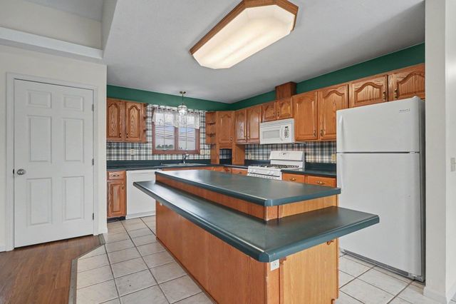 5351 3 Mile Road, Bay City, MI 48706